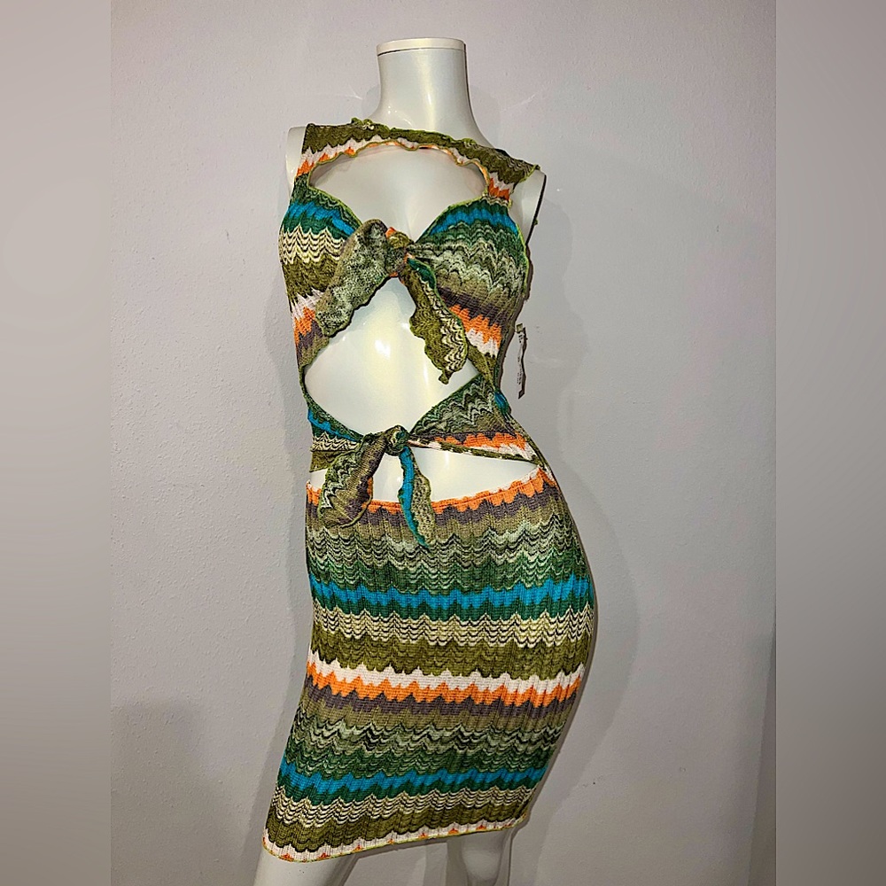 Multi Colored Midi Cutout Tie Front Dress {NEVER WORN}